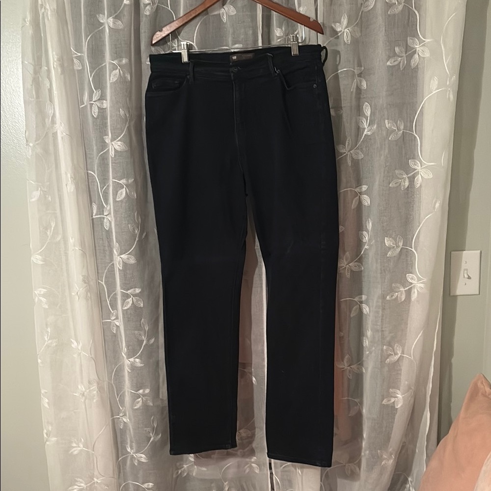 Levi's Black Straight Leg Jeans Classic Style